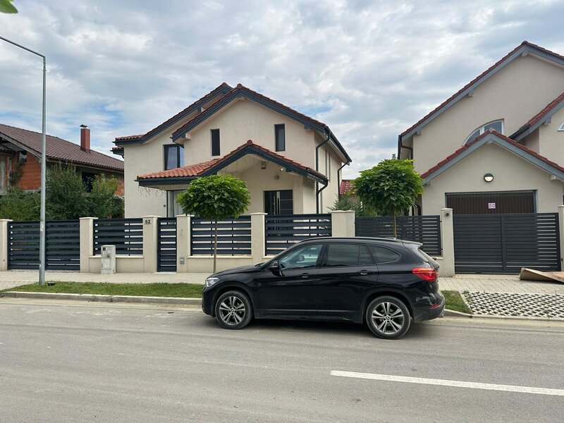 Voluntari, sector 1, bd. Mircea Veroiu 82, vila noua 200 mp utili, 4 camere