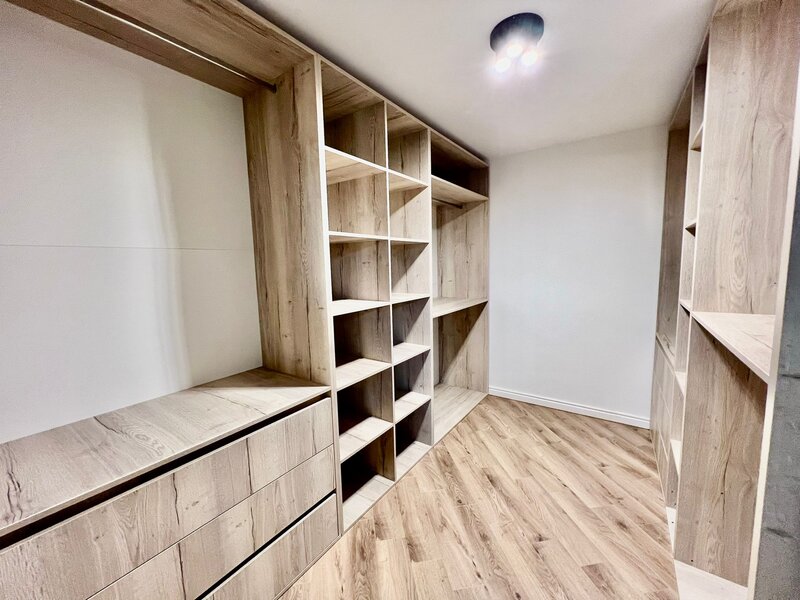 Voluntari, sector 1, bd. Mircea Veroiu 82, vila noua 200 mp utili, 4 camere